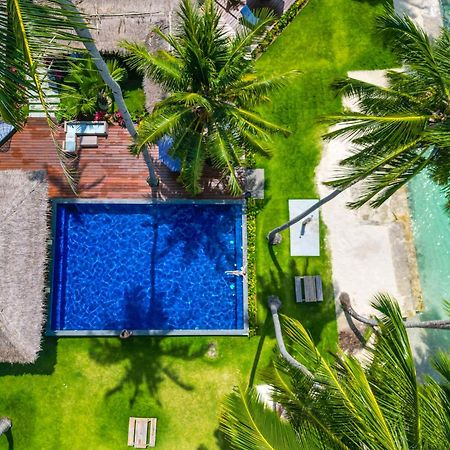 Nasara Resort Mentawai Tua Pejat Buitenkant foto