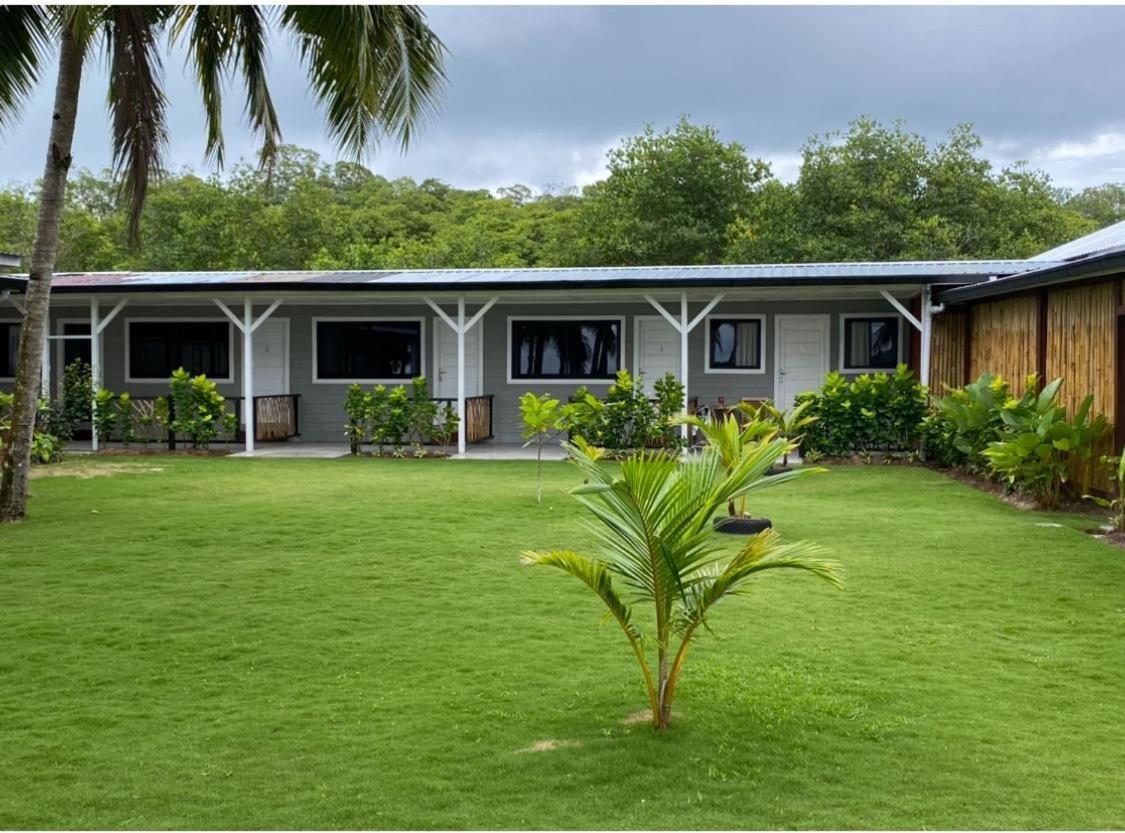 Nasara Resort Mentawai Tua Pejat Buitenkant foto